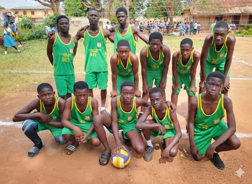 Unity, strength, and love for the court.